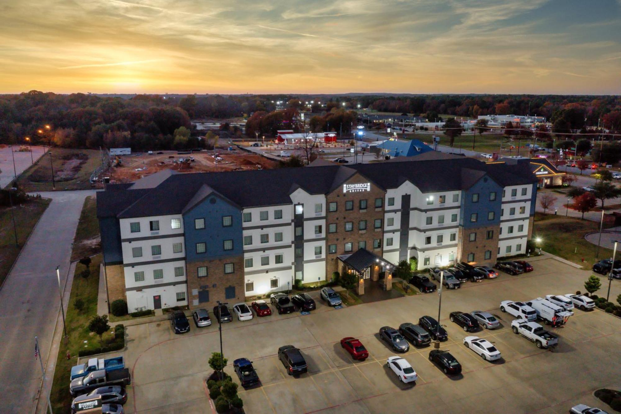 Staybridge By Ihg 3*