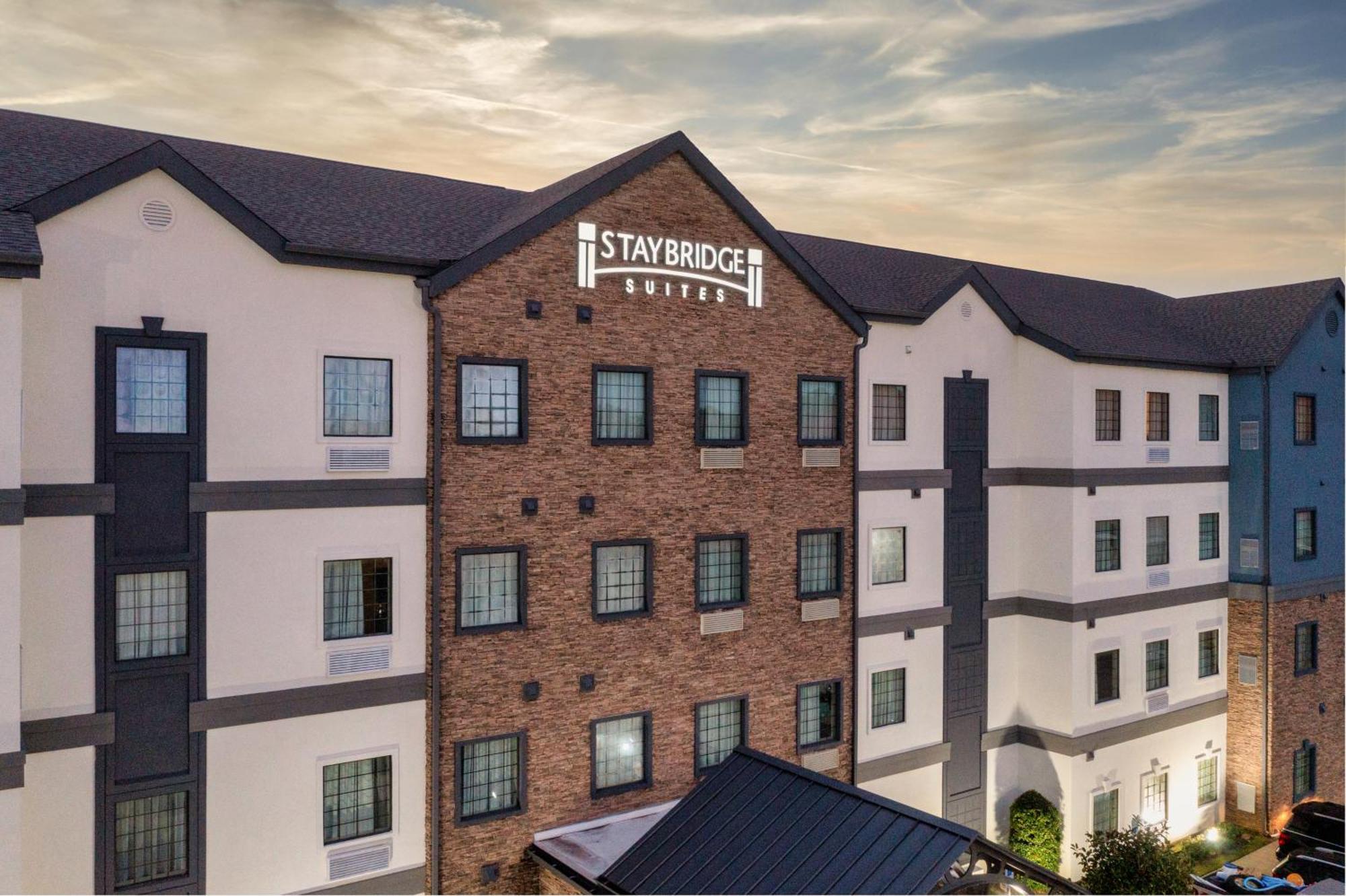 Staybridge By Ihg 3*
